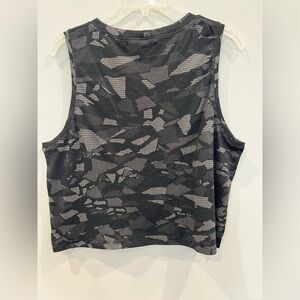Lulu lemon Black and Gray Camouflage Women's Top size L